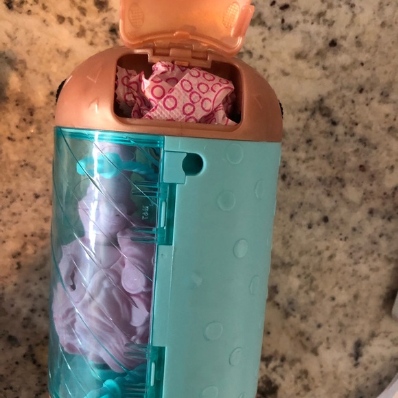 Lol Surprise “Drag Racer” Eye Spy Under Wraps - Picture 5 of 7